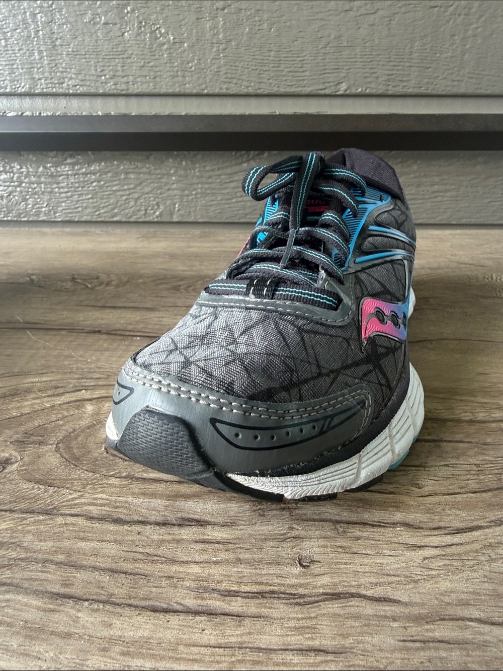 SAUCONY Neutral Women’s sneakers size 7.5